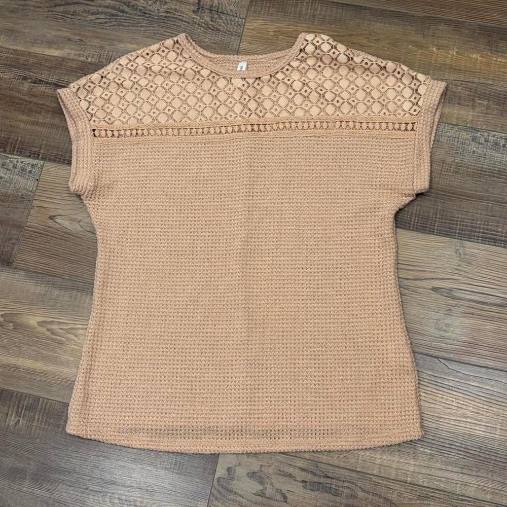 DOKOTOO tan & pink crochet top with textured diamond pattern Med boho